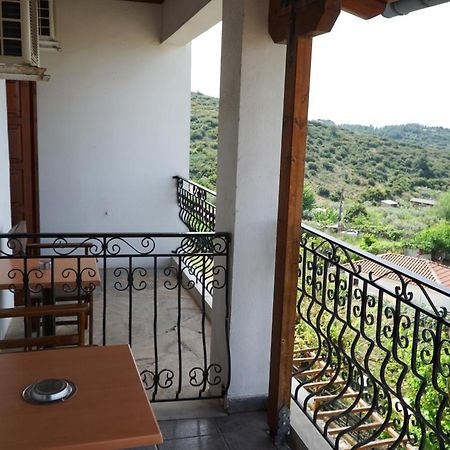 Hotel Defkalion Alli Meria Exterior photo