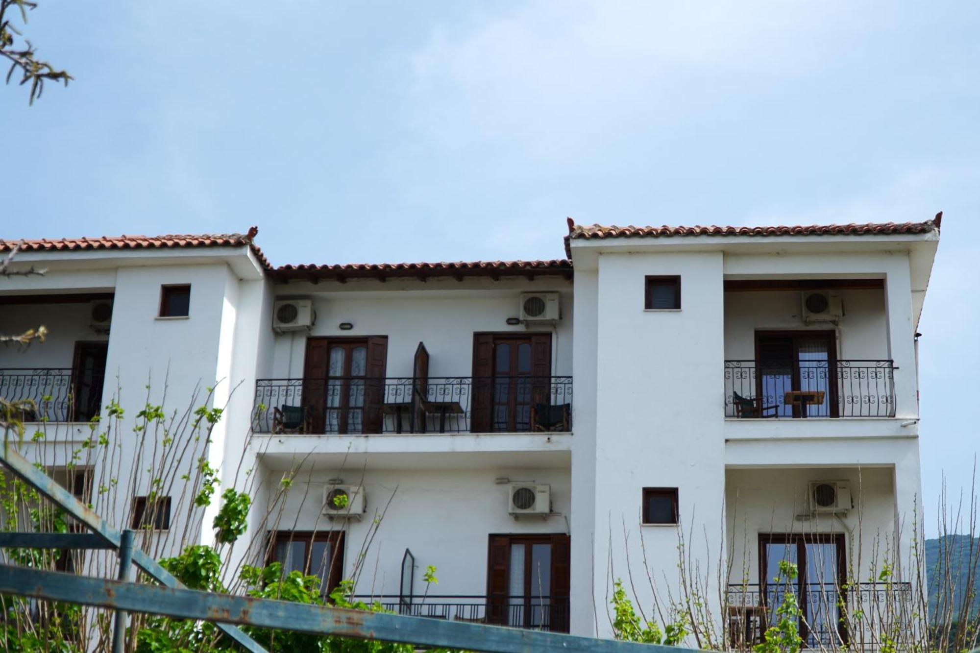 Hotel Defkalion Alli Meria Exterior photo