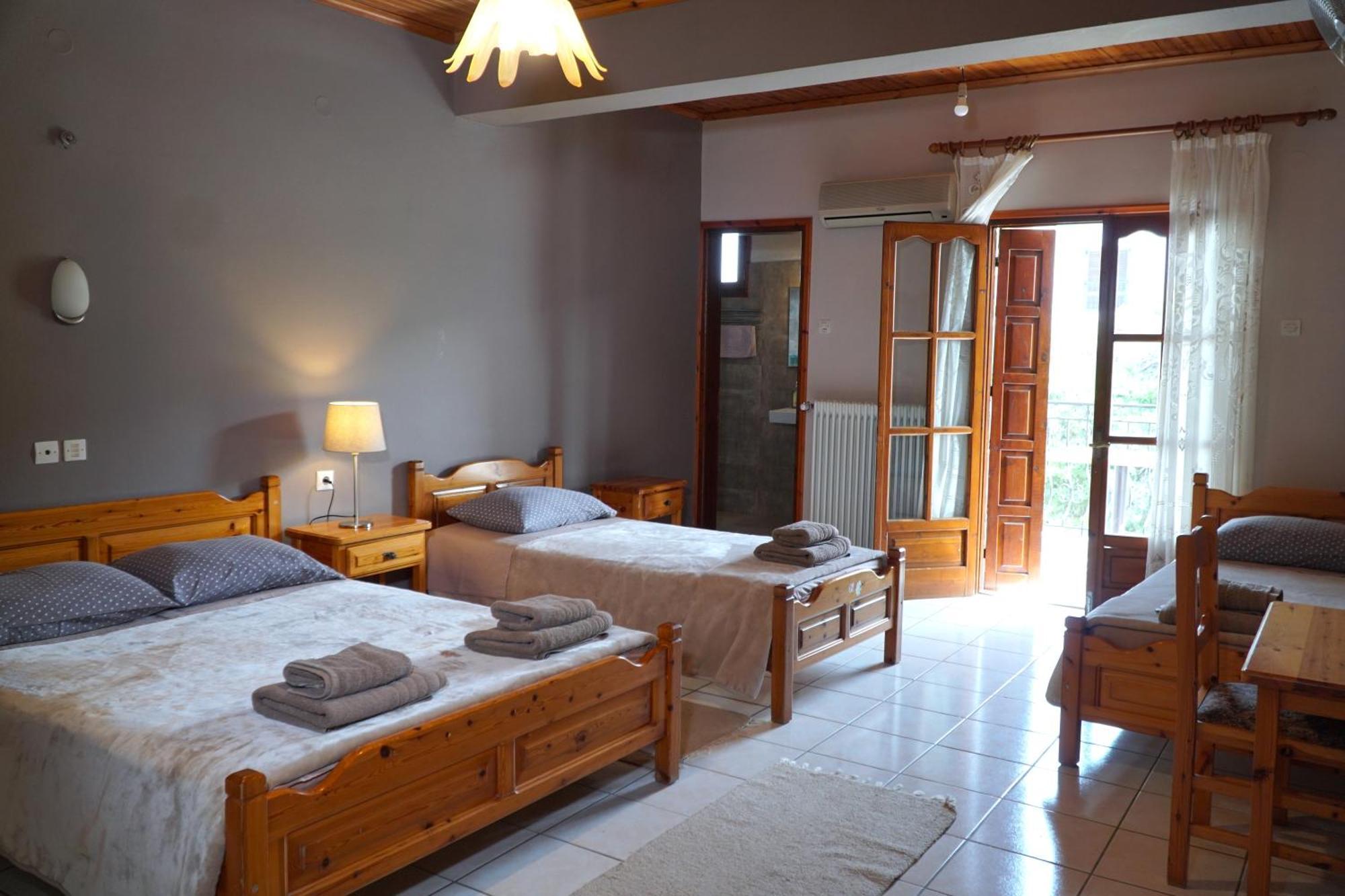 Hotel Defkalion Alli Meria Exterior photo